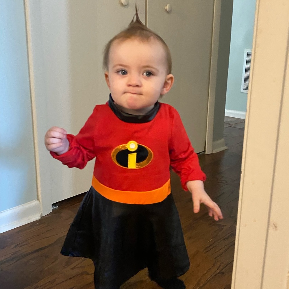 12-18 month The Incredibles Halloween costume.